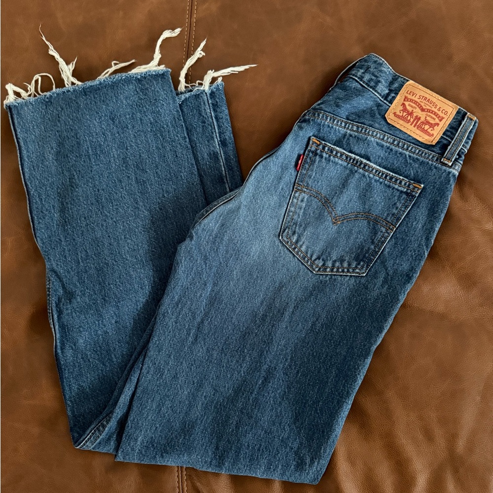 Levi's Blue low pro Straight Jeans with Vintage Fading